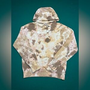 Nike Men's Brown and Cream Tie-Dye Hoodie